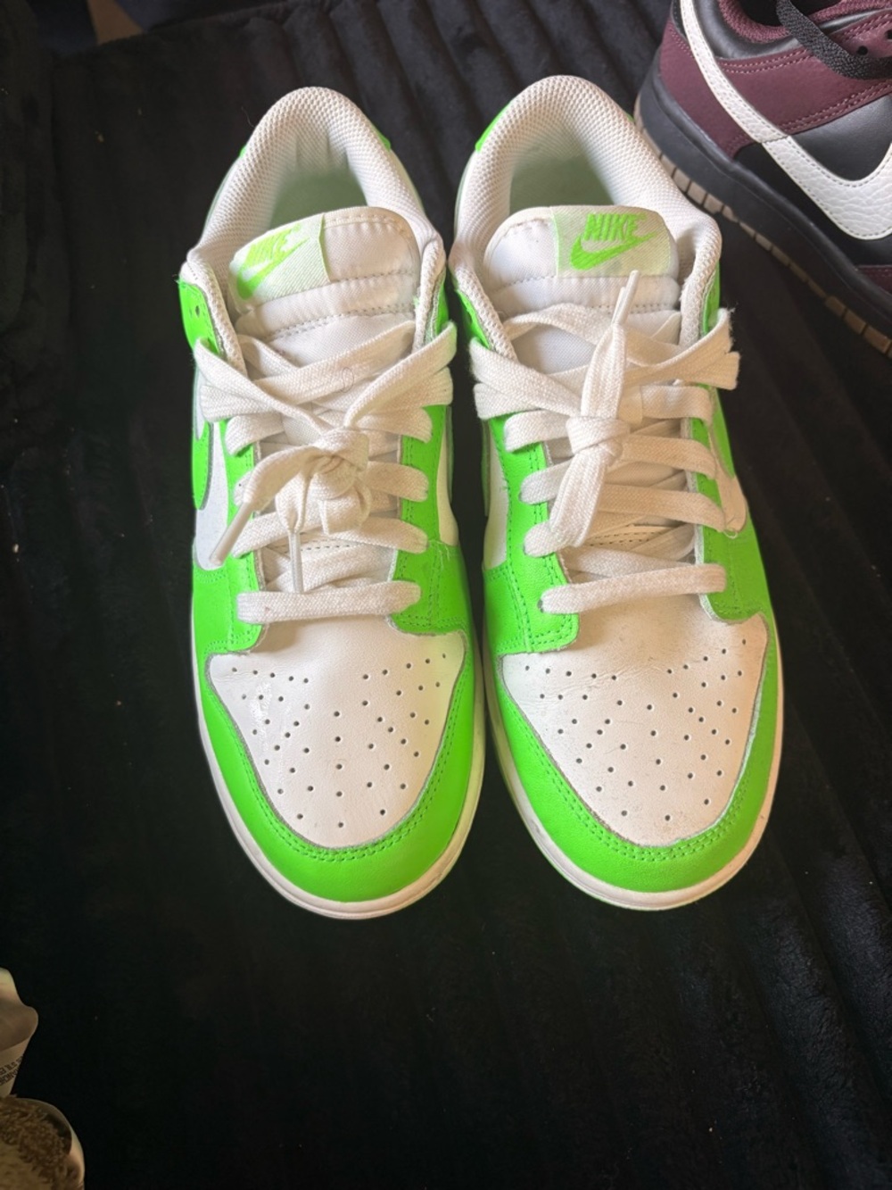 Nike Kids White and Neon Green Low-Top Sneakers